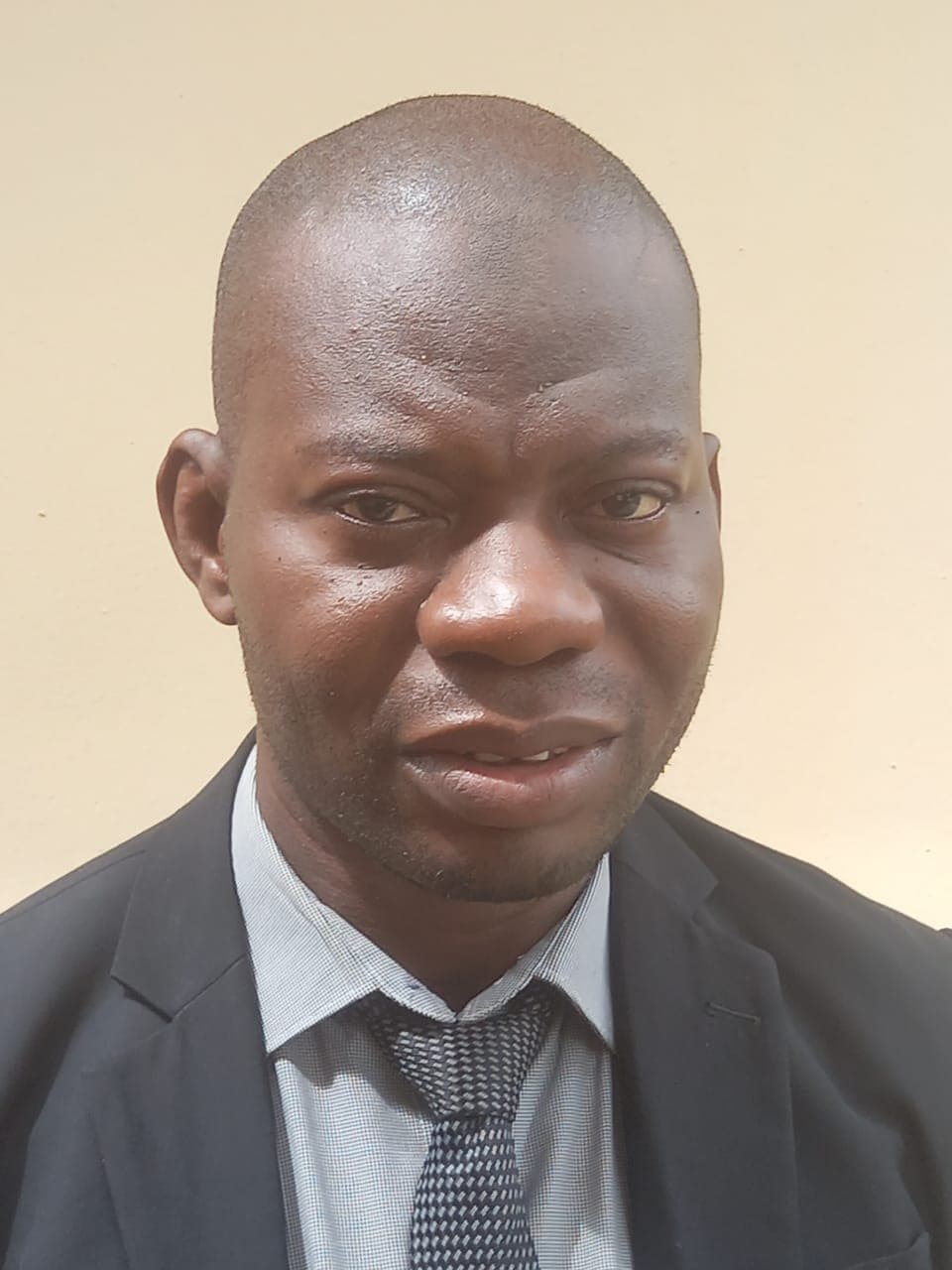 Dr Kazeem Adebayo Oderinu