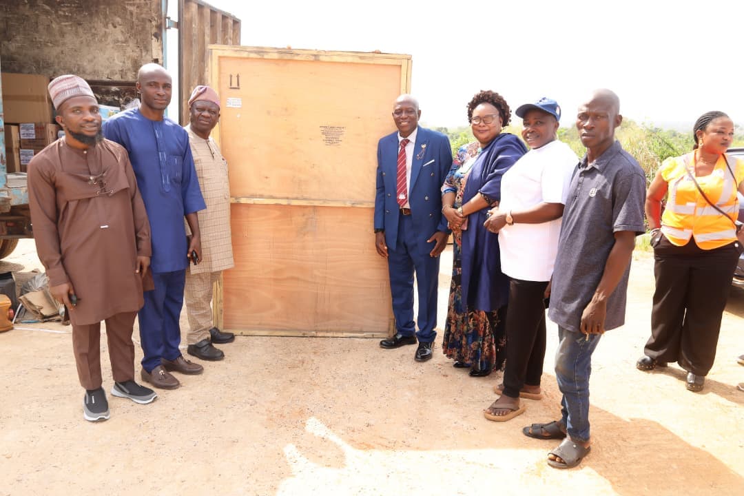 Senator Fadeyi donation